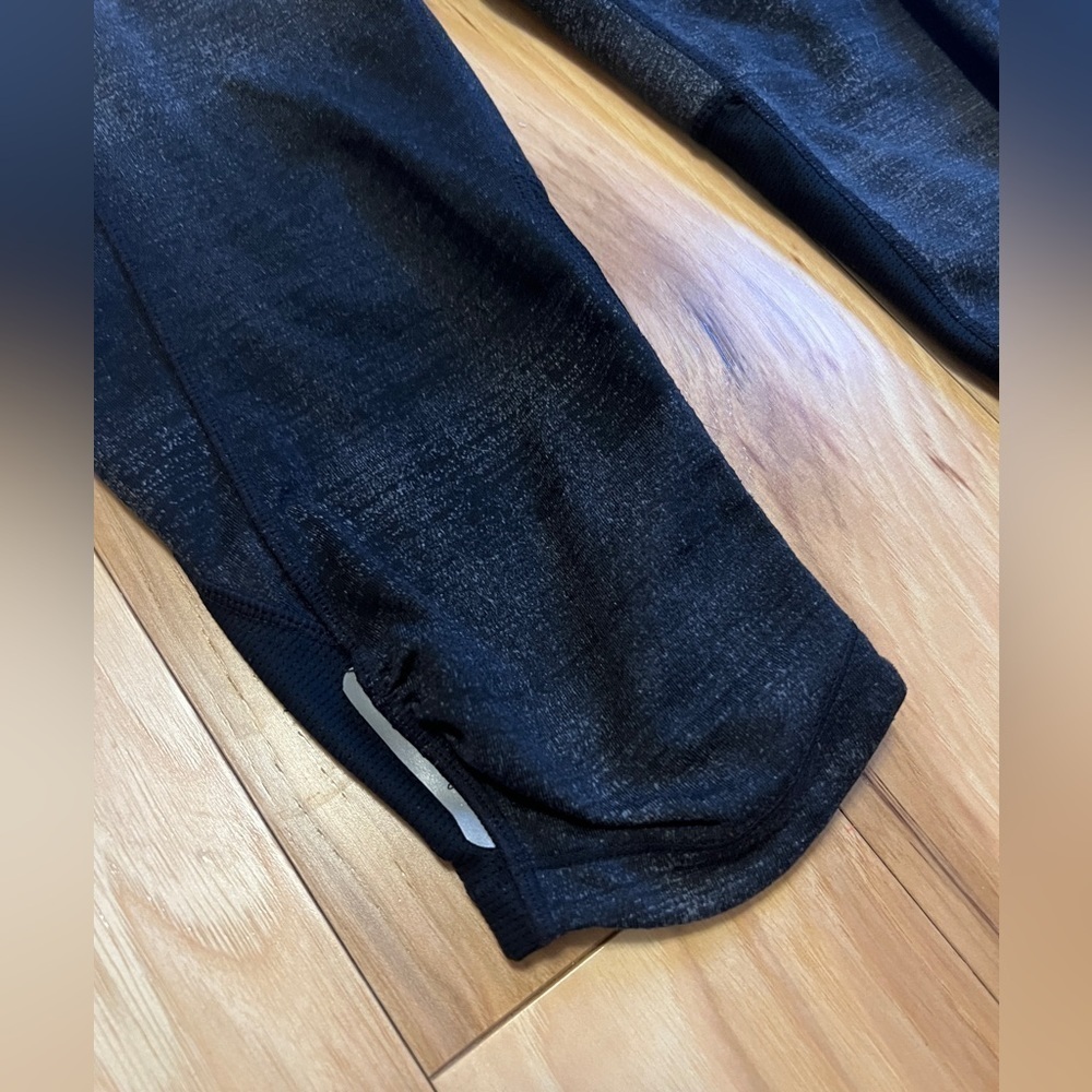 2 for $10 | Athleta Icy Haze Be Free Knicker Capri Legging Women’s XS - Picture 4 of 13